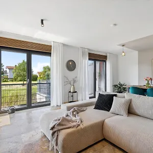  Apartment Max Mit Terrasse, Parkplatz