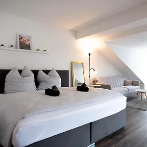  Apartment Mit Balkon